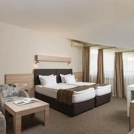 Otel Jasmin 3*